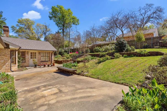 1017 Hansford Pl, Tyler, TX 75701