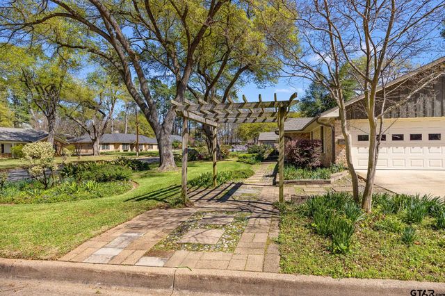 1017 Hansford Pl, Tyler, TX 75701