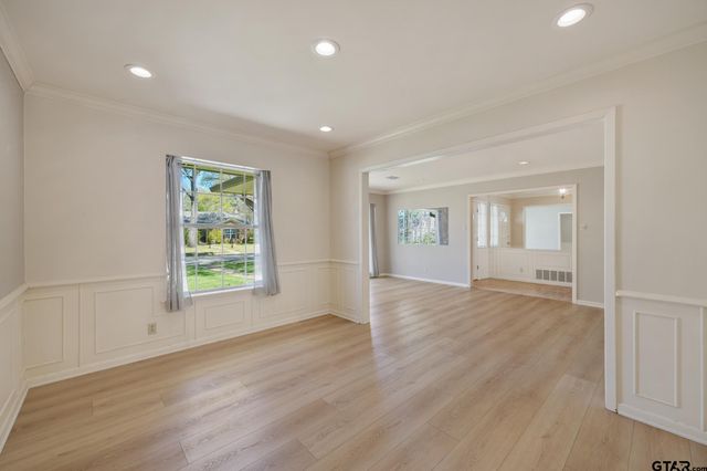 1017 Hansford Pl, Tyler, TX 75701