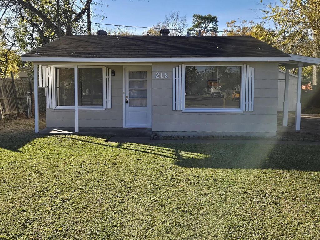 215 Park Street, Baytown, TX 77520
