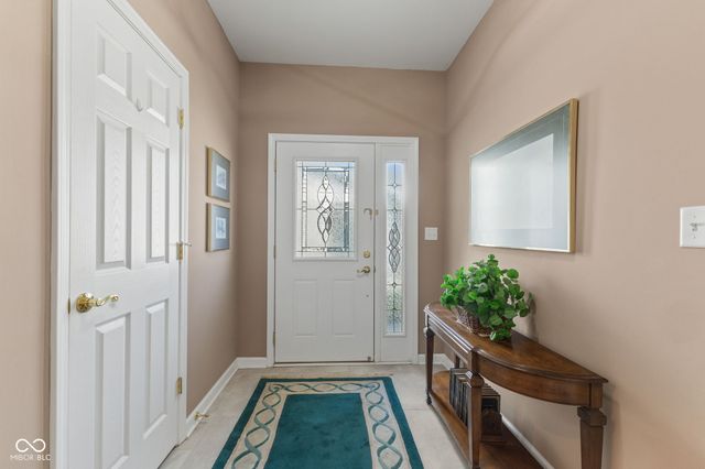 3351 Lukes Way, Greenwood, IN 46143
