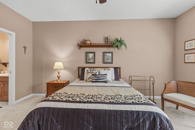 3351 Lukes Way, Greenwood, IN 46143