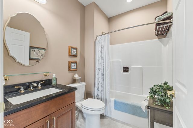 3351 Lukes Way, Greenwood, IN 46143