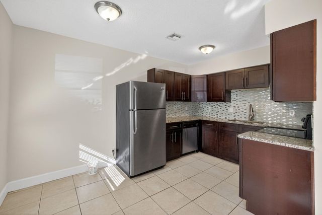 2500 SW 18th Terrace 3, Fort Lauderdale, FL 33315