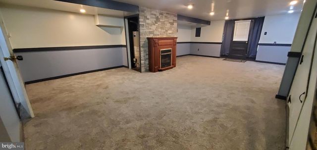 4401 DEERPATH LN, Philadelphia, PA 19154