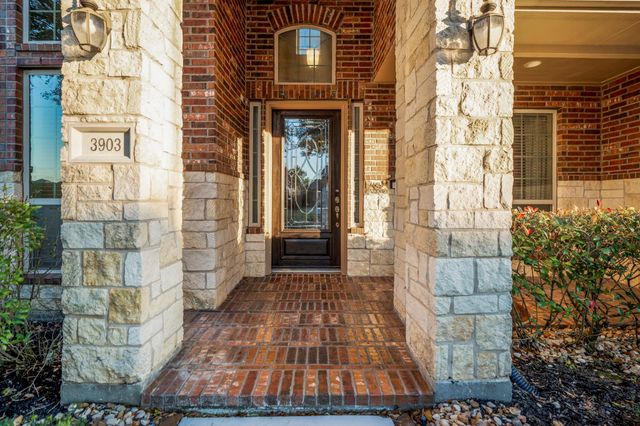 3903 Banks Landing Court, Fulshear, TX 77441