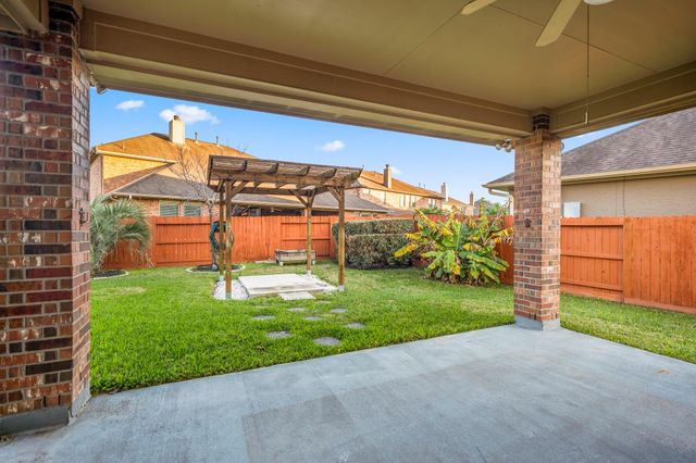 3903 Banks Landing Court, Fulshear, TX 77441