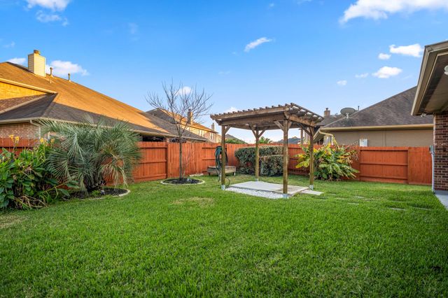 3903 Banks Landing Court, Fulshear, TX 77441