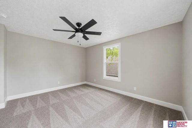 2711 Sumner Street, Lincoln, NE 68502