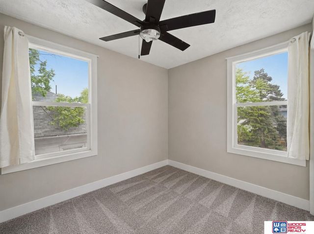 2711 Sumner Street, Lincoln, NE 68502