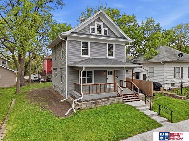 2711 Sumner Street, Lincoln, NE 68502