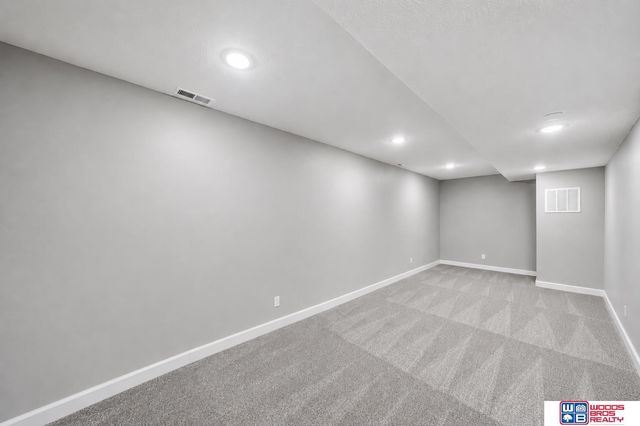 2711 Sumner Street, Lincoln, NE 68502