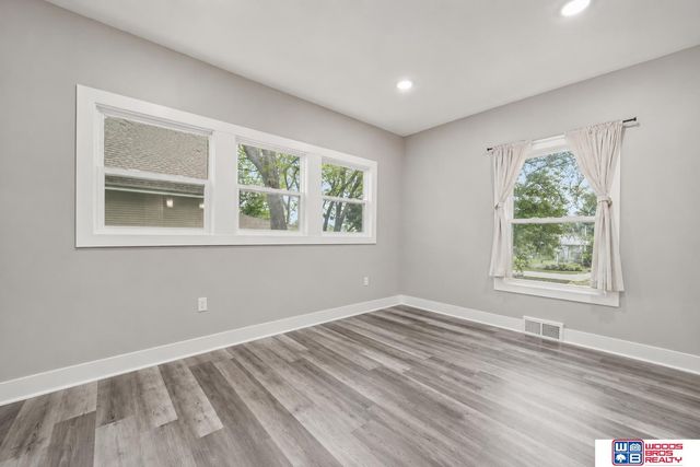 2711 Sumner Street, Lincoln, NE 68502