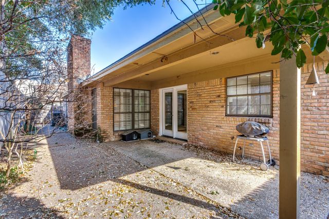 4309 Hartwood Circle, Fort Worth, TX 76109