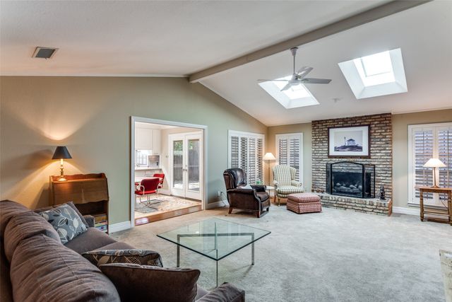 4309 Hartwood Circle, Fort Worth, TX 76109