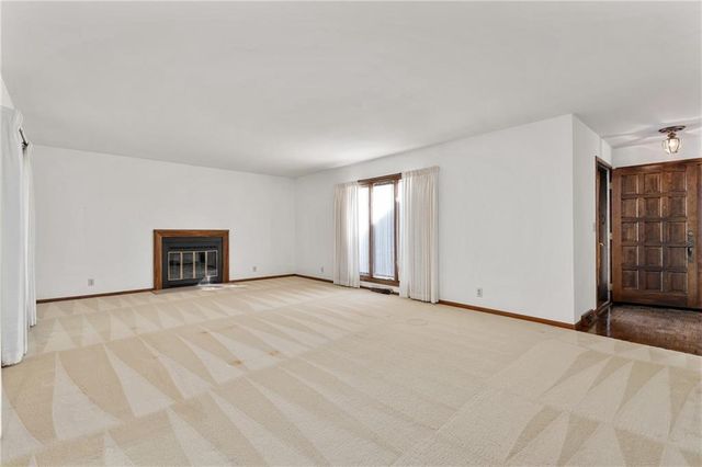 3618 Tamarack Lane, Eau Claire, WI 54701