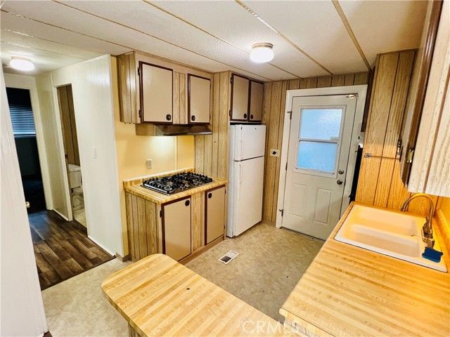 5200 Royal Oaks Drive, Oroville, CA 95966