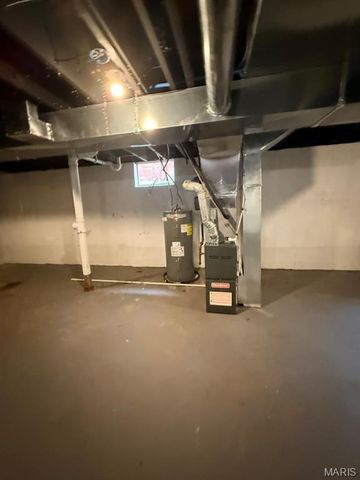 4236 Dressell Avenue, St Louis, MO 63120