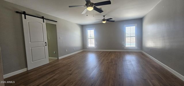 1131 E REDFIELD Road, Phoenix, AZ 85022
