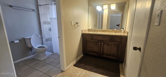 1131 E REDFIELD Road, Phoenix, AZ 85022