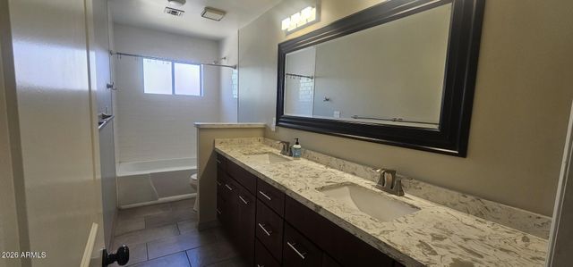 1131 E REDFIELD Road, Phoenix, AZ 85022