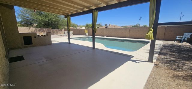 1131 E REDFIELD Road, Phoenix, AZ 85022