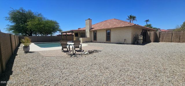 1131 E REDFIELD Road, Phoenix, AZ 85022