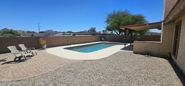 1131 E REDFIELD Road, Phoenix, AZ 85022