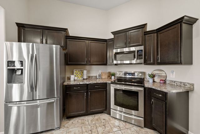 1251 Snowball Ln, Clarksville, TN 37042