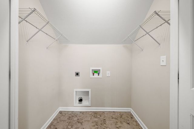 1251 Snowball Ln, Clarksville, TN 37042