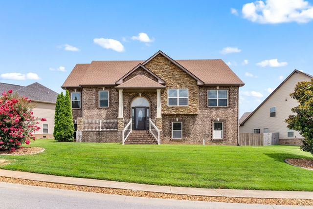 1251 Snowball Ln, Clarksville, TN 37042