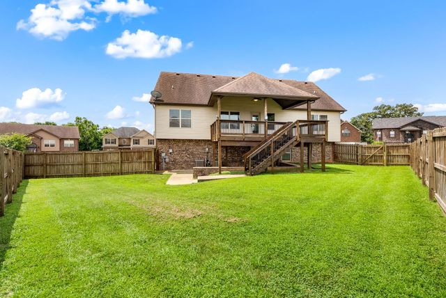 1251 Snowball Ln, Clarksville, TN 37042
