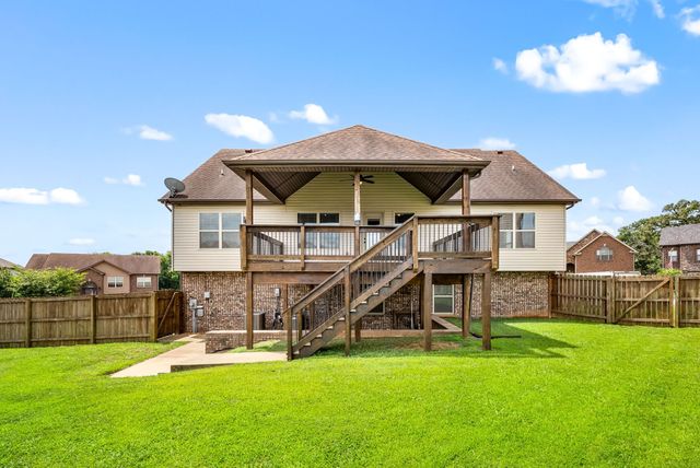 1251 Snowball Ln, Clarksville, TN 37042