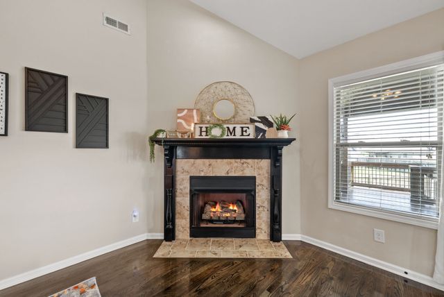 1251 Snowball Ln, Clarksville, TN 37042