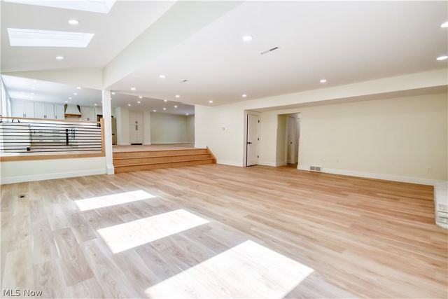 19121 Brewster Road, Aurora, OH 44202