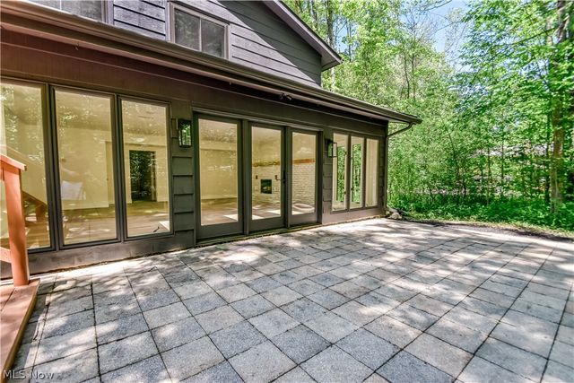 19121 Brewster Road, Aurora, OH 44202