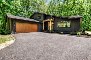 19121 Brewster Road, Aurora, OH 44202
