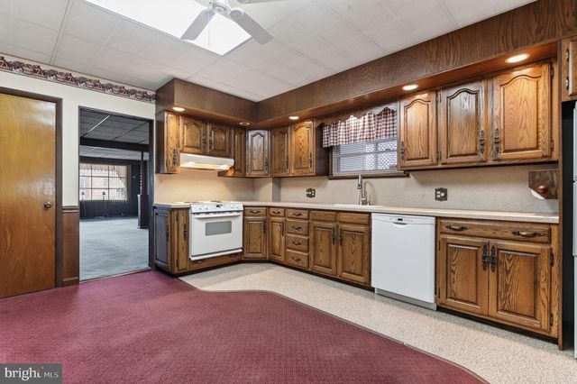 408 E PATTERSON ST, Lansford, PA 18232