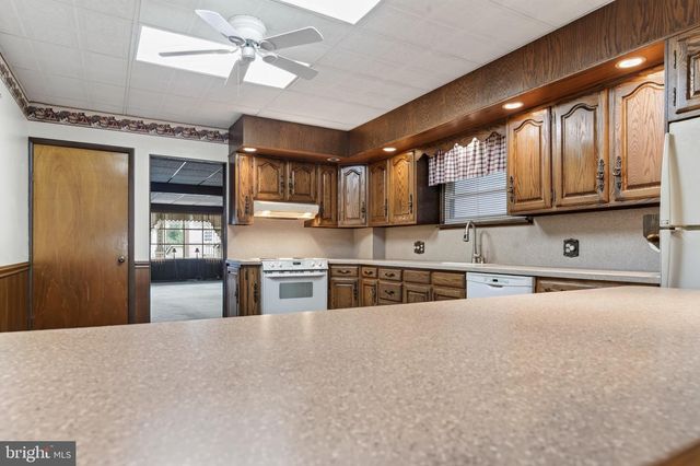 408 E PATTERSON ST, Lansford, PA 18232