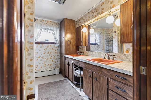 408 E PATTERSON ST, Lansford, PA 18232