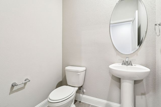 6636 Creek Edge Circle, Fort Worth, TX 76036