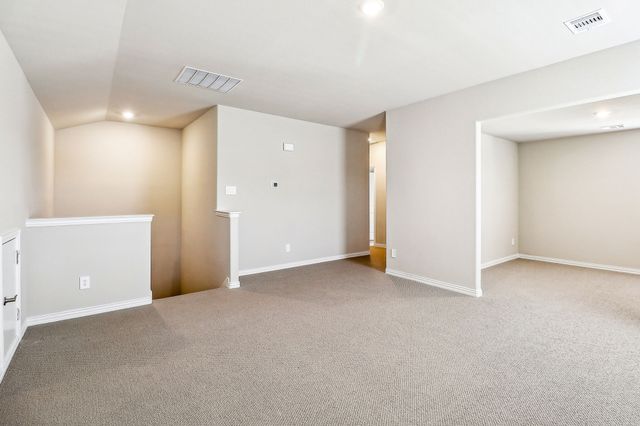 6636 Creek Edge Circle, Fort Worth, TX 76036