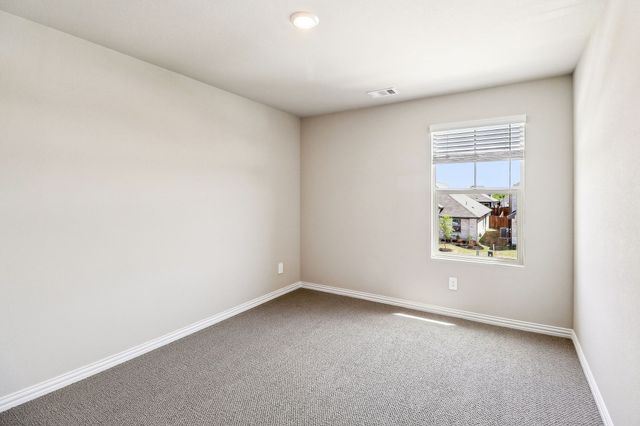 6636 Creek Edge Circle, Fort Worth, TX 76036