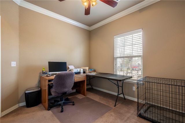 6 Chaucer Drive, Bella Vista, AR 72714