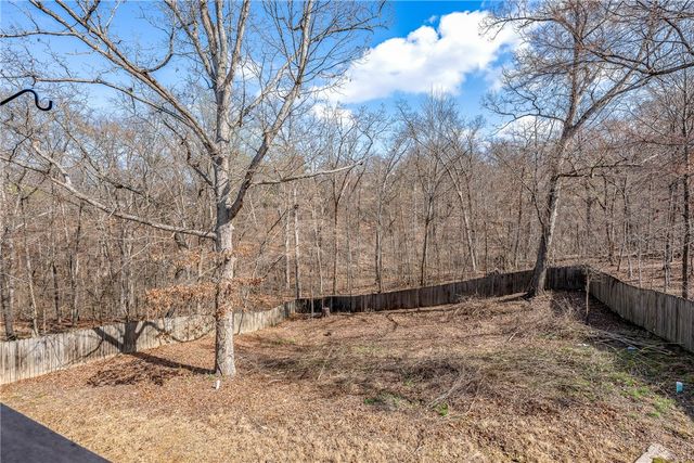 6 Chaucer Drive, Bella Vista, AR 72714