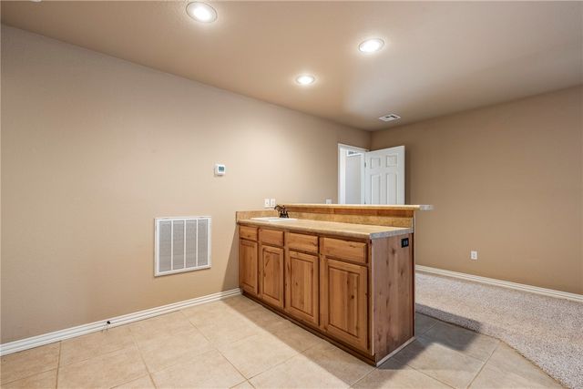 6 Chaucer Drive, Bella Vista, AR 72714