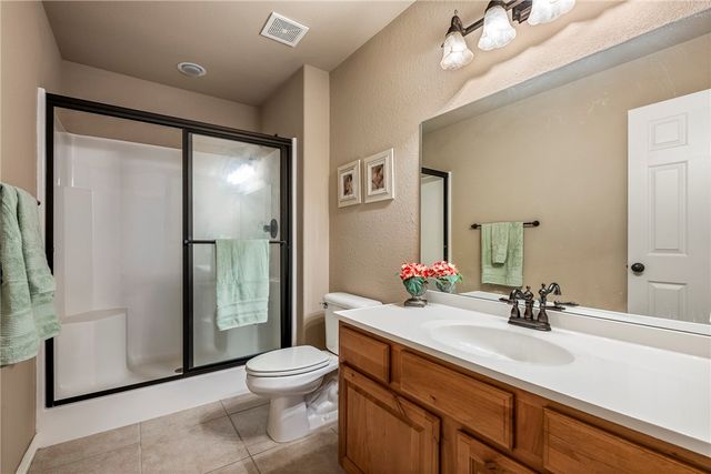 6 Chaucer Drive, Bella Vista, AR 72714