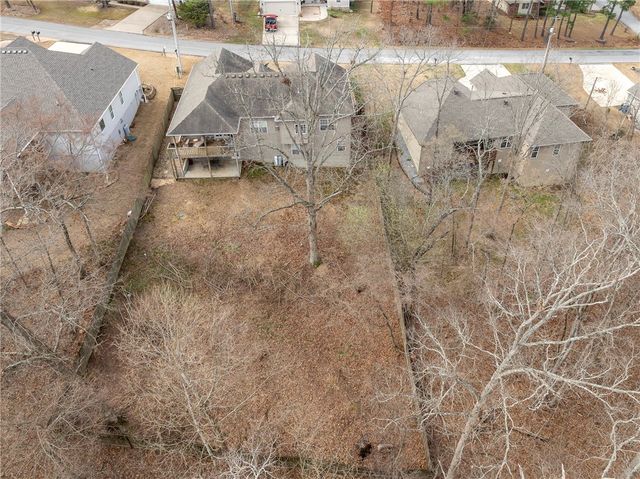 6 Chaucer Drive, Bella Vista, AR 72714