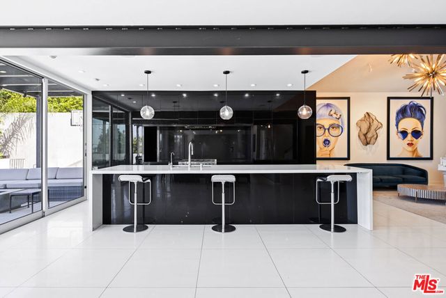 2393 Mount Olympus Drive, Los Angeles, CA 90046