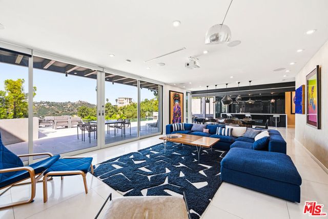 2393 Mount Olympus Drive, Los Angeles, CA 90046